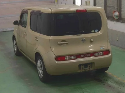 Nissan CUBE