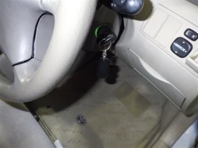 Toyota COROLLA  с аукциона в Японии