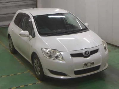 Toyota AURIS  с аукциона в Японии