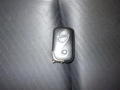 Lexus HS  с аукциона в Японии