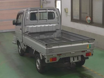 Nissan CLIPPER TRUCK