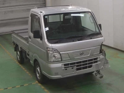 Nissan CLIPPER TRUCK