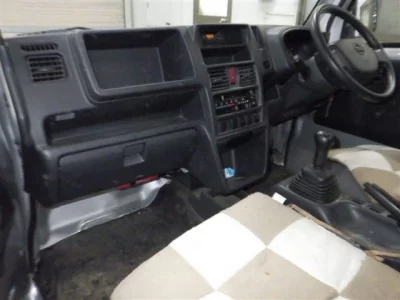 Nissan CLIPPER TRUCK