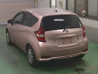 Nissan NOTE лот № 3094 оценка 3.5  с аукциона в Японии 1