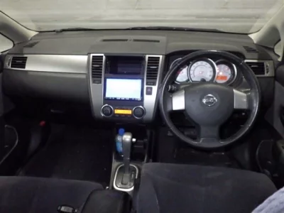 Nissan TIIDA LATIO