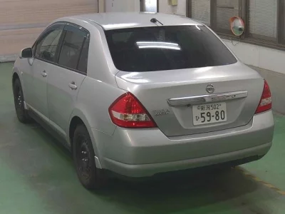 Nissan Tiida Latio