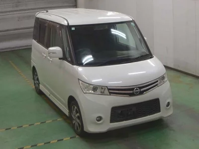 Nissan ROOX  с аукциона в Японии