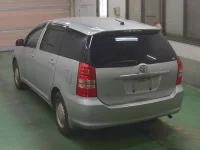 Toyota WISH лот № 3747 оценка 3  с аукциона в Японии 1