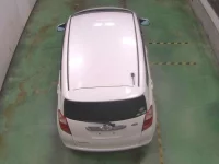 Toyota RACTIS лот № 3768 оценка 3.5  с аукциона в Японии 4