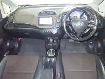 Honda FIT SHUTTLE  с аукциона в Японии