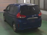 Honda FREED лот № 3713 оценка 3  с аукциона в Японии 1