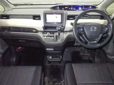 Honda FREED  с аукциона в Японии