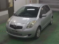 Toyota VITZ лот № 305 оценка R  с аукциона в Японии 5