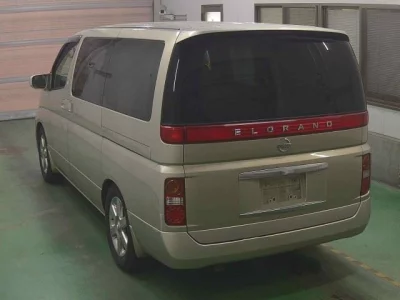 Nissan Elgrand