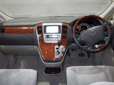 Toyota ALPHARD  с аукциона в Японии