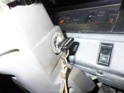 Toyota DYNA  с аукциона в Японии