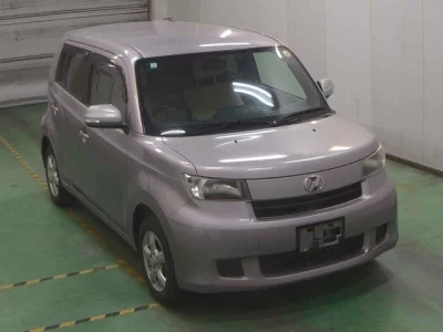 Toyota bB