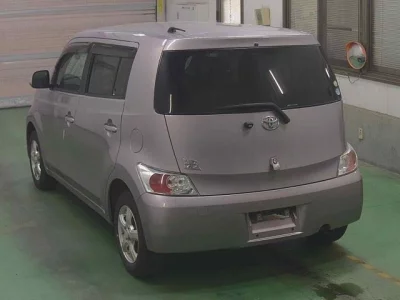 Toyota bB