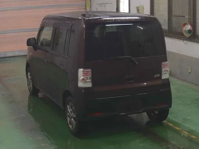 Toyota Pixis Space