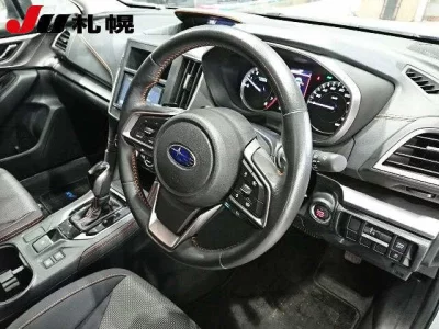 Subaru XV  с аукциона в Японии