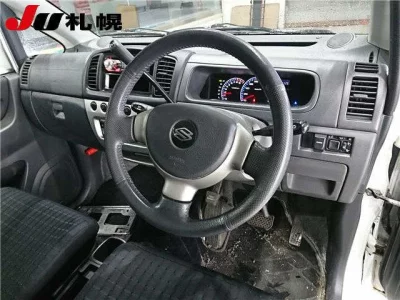 Suzuki MRWAGON