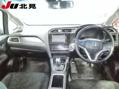 Honda SHUTTLE  с аукциона в Японии