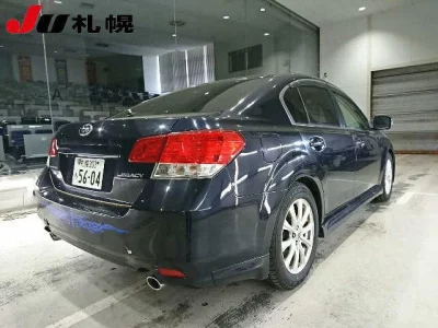 Subaru LEGACY B4  с аукциона в Японии