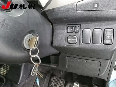 Daihatsu MIRA  с аукциона в Японии