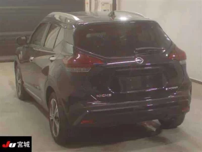 Nissan KICKS