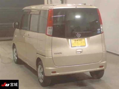 Nissan ROOX