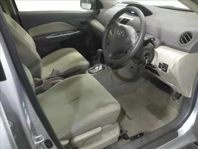 Toyota BELTA  с аукциона в Японии