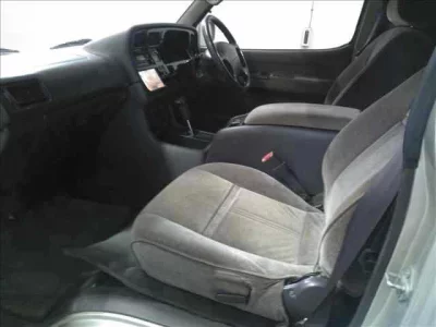 Toyota HIACE  с аукциона в Японии
