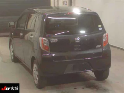 Toyota PIXIS EPOCH  с аукциона в Японии