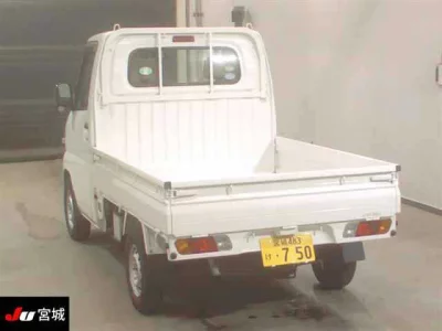 Nissan CLIPPER TRUCK