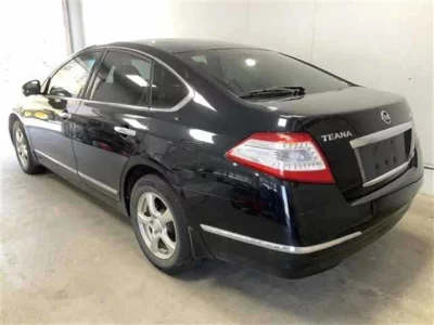 Nissan TEANA  с аукциона в Японии