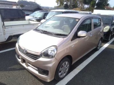 Toyota PIXIS EPOCH  с аукциона в Японии