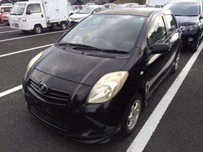 Toyota VITZ  с аукциона в Японии