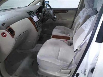 Toyota Ipsum