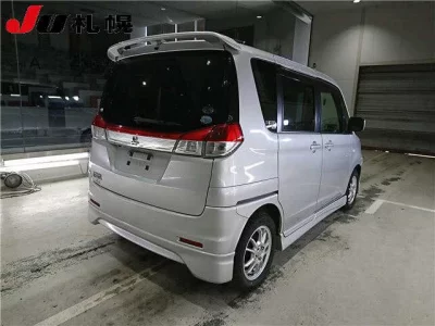 Mitsubishi Delica D:2