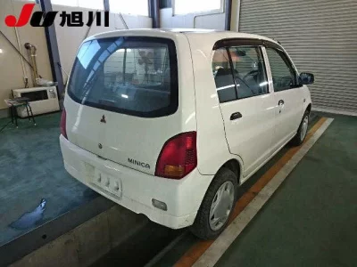 Mitsubishi Minica