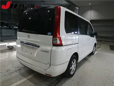 Suzuki Landy