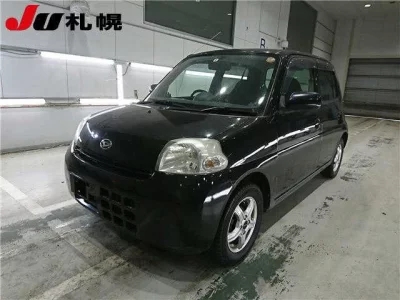 Daihatsu Esse