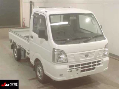 Nissan NT100 Clipper