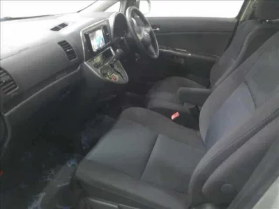 Toyota WISH  с аукциона в Японии