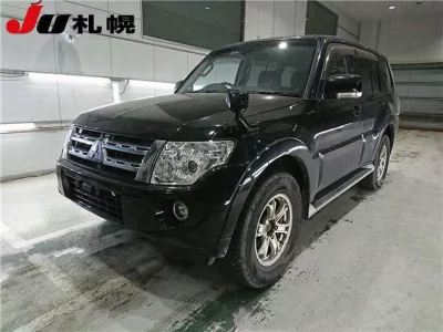 Mitsubishi PAJERO  с аукциона в Японии