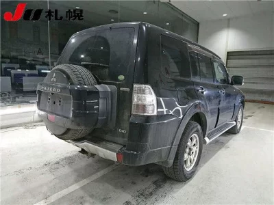 Mitsubishi PAJERO  с аукциона в Японии