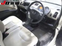 Honda LIFE лот № 9032 оценка R  с аукциона в Японии 2