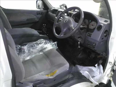 Nissan Caravan