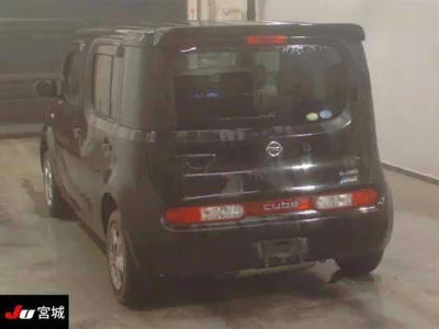 Nissan Cube