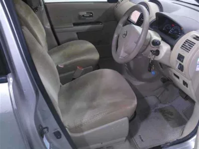 Nissan LAFESTA  с аукциона в Японии